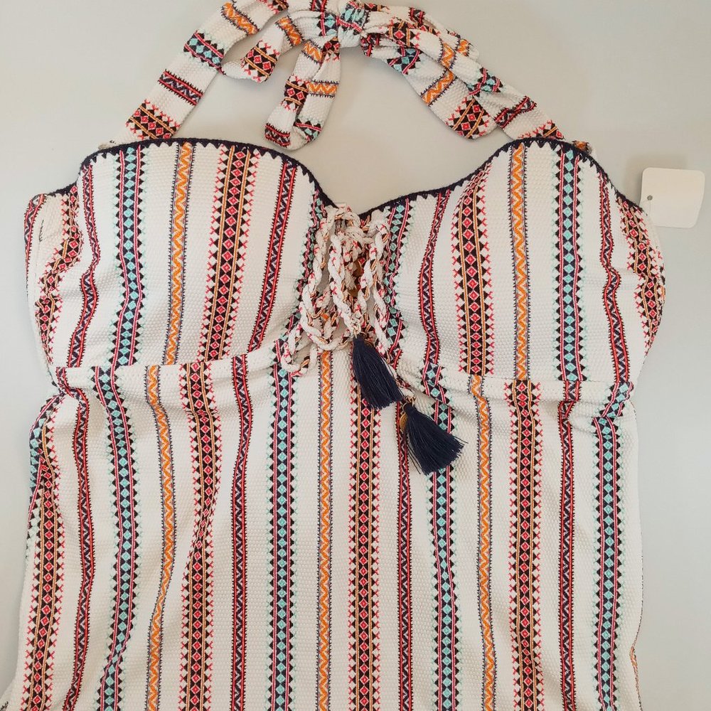 Jessica Simpson Striped textured tankini top. - Picture 2 of 6